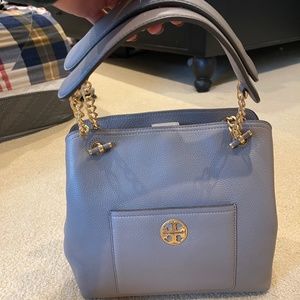 NWOT Tory Burch grey and gold double strap shoulder bag / purse
